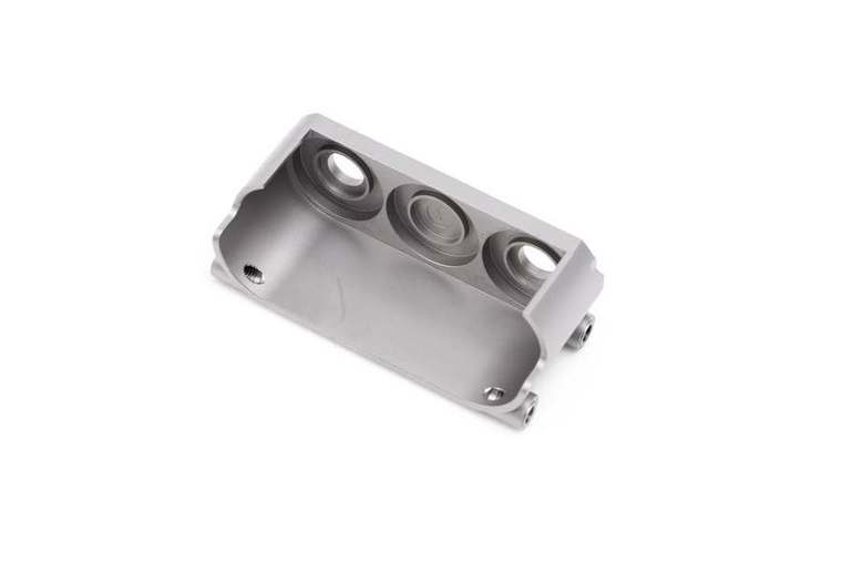 Precision metal injection molding components